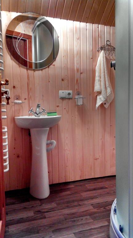 Cottage Ozerniy Laseschtschyna Zimmer foto